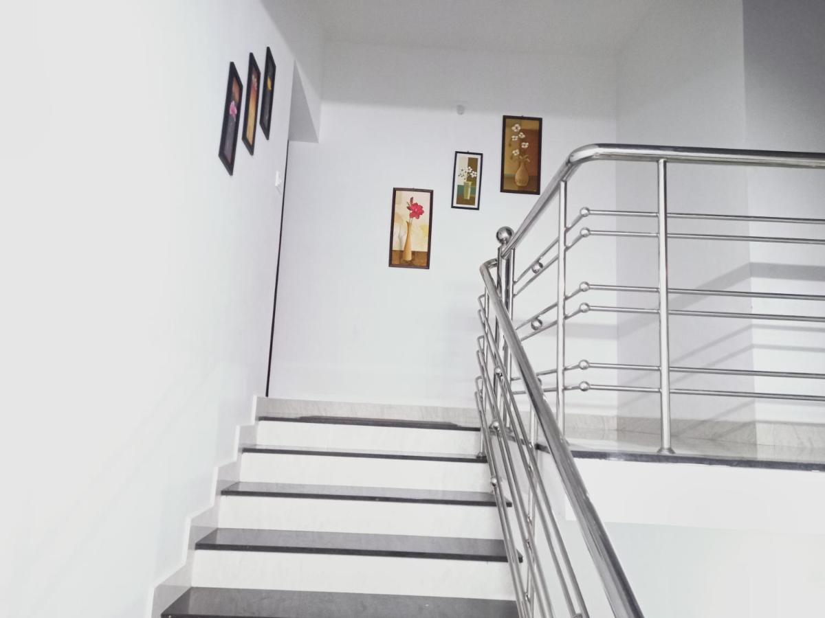 Appartement Nandana'S Residency Munnar Extérieur photo